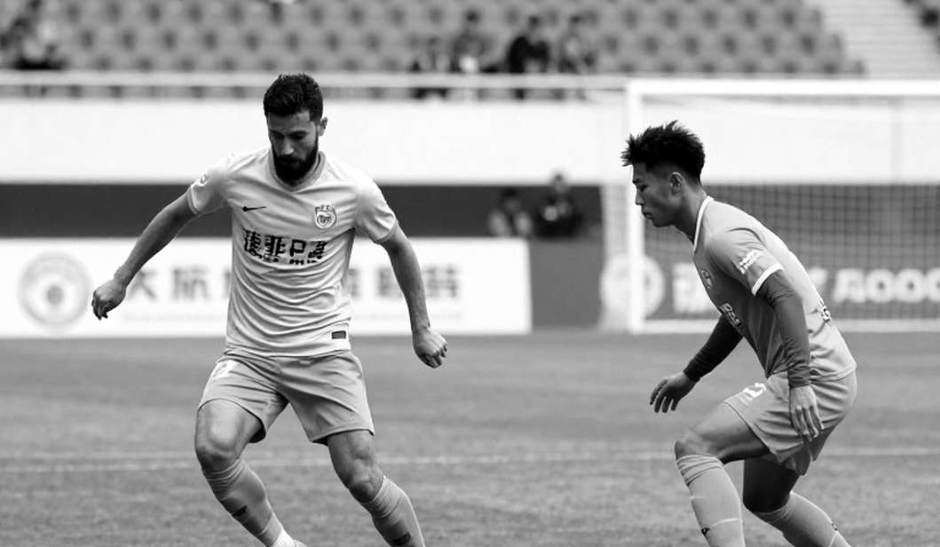 JJ Macías và canh bạc tháng Mười Một: Khi Pumas đặt cược một hợp đồng đến năm 2027