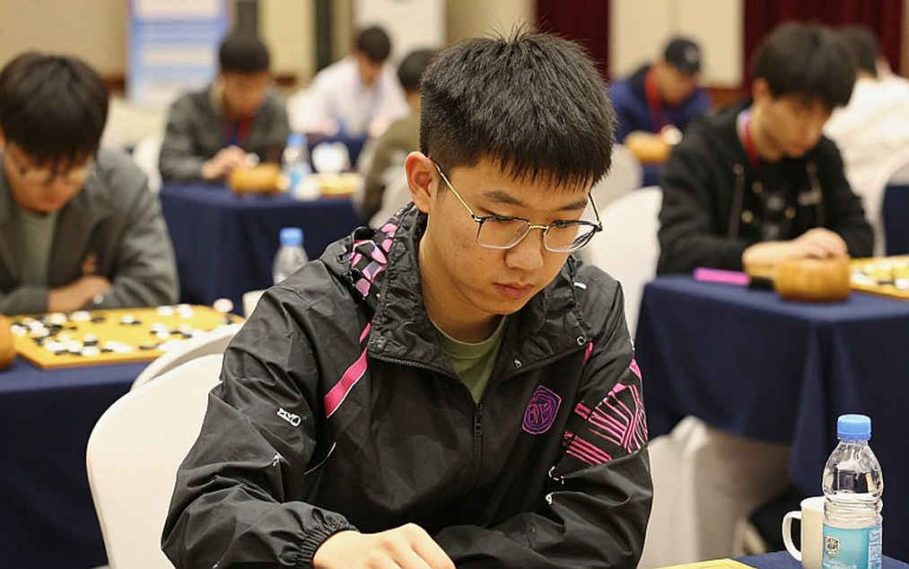 Hoang Luan's Hair Bet: The Real Probability Behind the Promise at Worlds 2026 Hoang Luan's Hair Bet: The Real Probability Behind the Promise at Worlds 2026