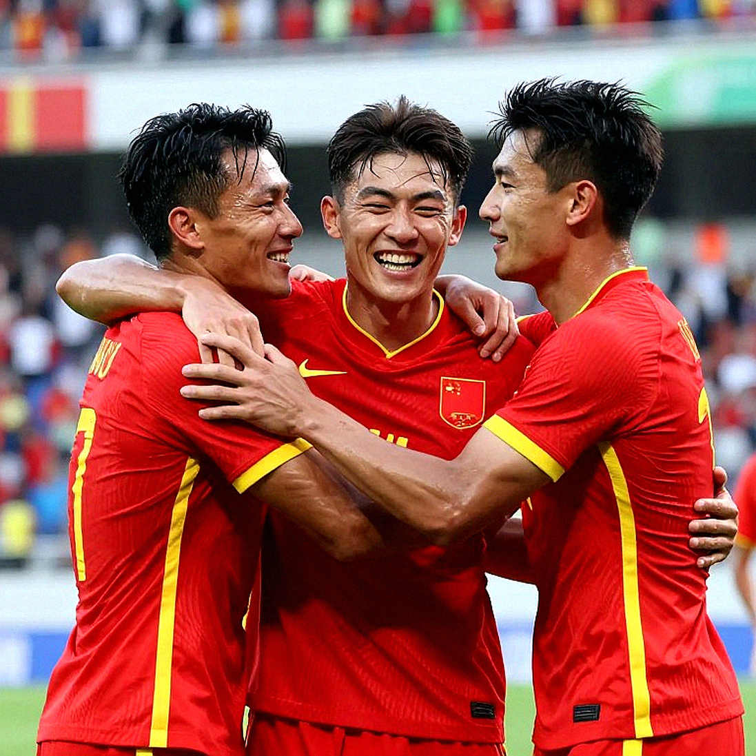 Caicedo trở lại, Gittens gục ngã: Lời thú nhận của Xabi Alonso và cái giá của sự vội vàng
