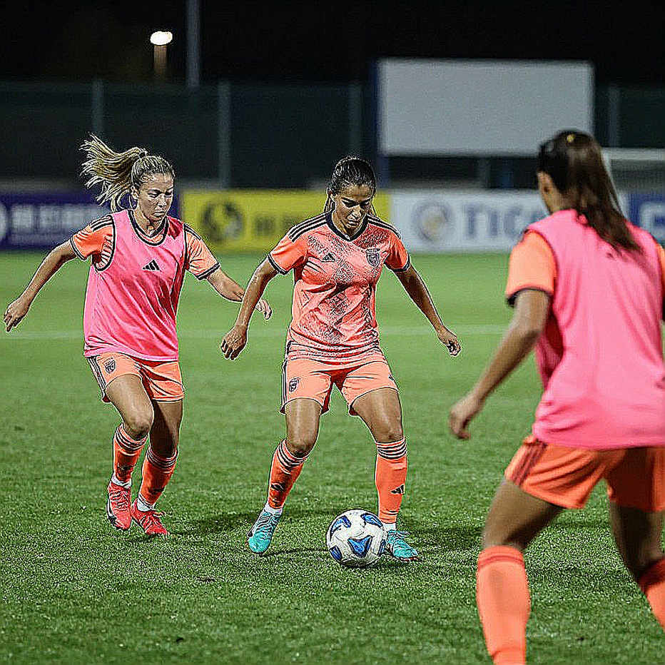Ba trung vệ ở V-League: Khi sự thận trọng trở thành tấm khiên cho ghế huấn luyện viên