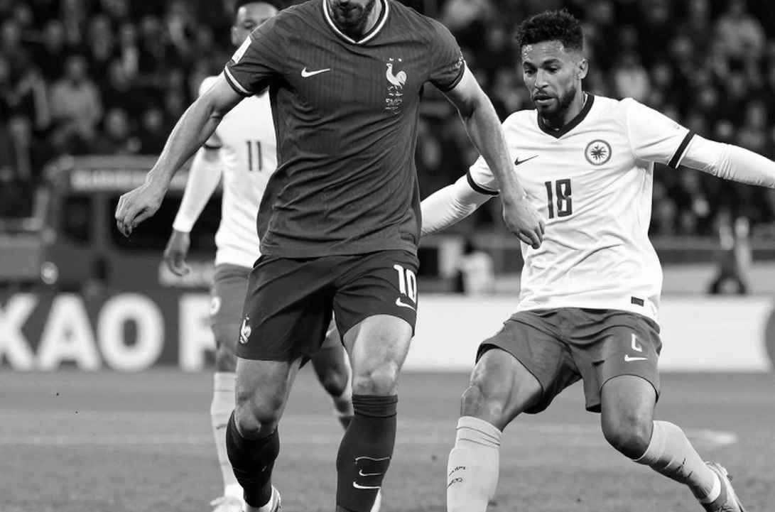 Klopp xác nhận 'đối thủ' của Maarten Paes ngồi dự bị ở ĐT Đức