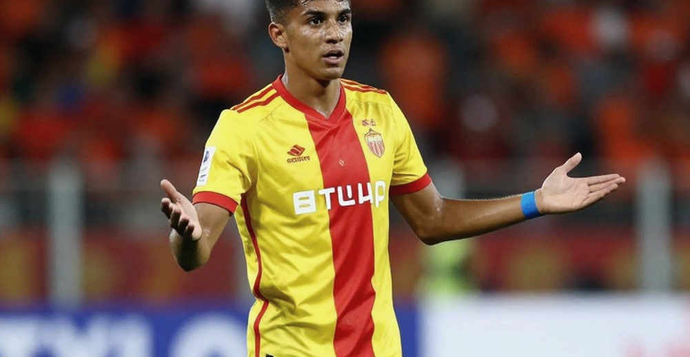 Fenerbahçe và khoảnh khắc VAR lật ngược lá cờ: Khi luật việt vị viết lại một quả phạt đền